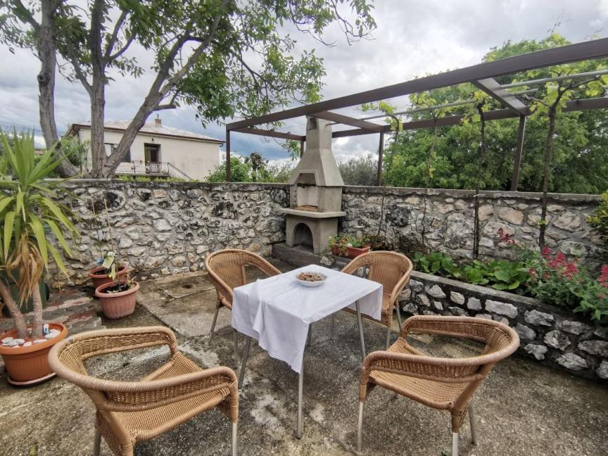 Apartman Ane - Bribir Bribir  Kültér fotó